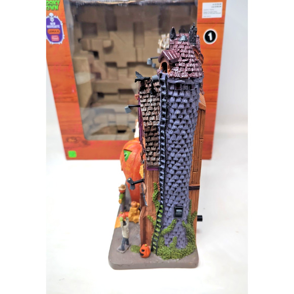 Lemax Spooky Town CREEPY PUMPKIN PATCH #45210 2024 Facade LED Lit * Fast ship - Picture 2 of 7